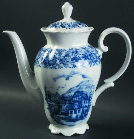 Heimatland Coffee Pot & Lid