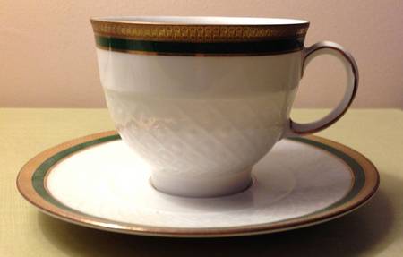 Polonaise Green Flat Cup & Saucer Set