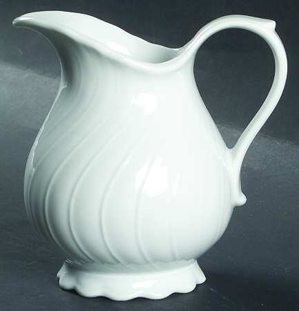 Regina 16 Oz Pitcher