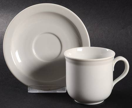 Renate White (Smooth) Flat Cup & Saucer Set