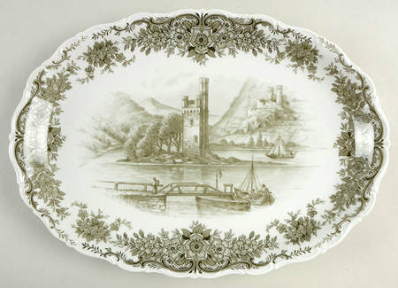 Rhinegau (Scalloped) 14" Oval Serving Platter