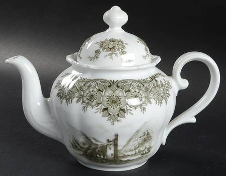 Rhinegau (Scalloped) Teapot & Lid by Seltmann