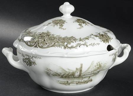 Rhinegau (Scalloped) Tureen &  Lid
