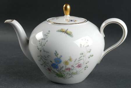 23312 Teapot & Lid