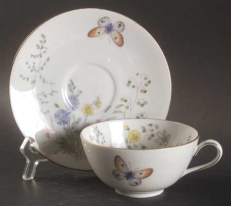 23312 Flat Cup & Saucer Set