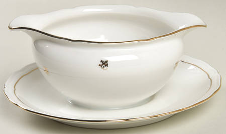 SLT2 Gravy Boat with Attached Underplate
