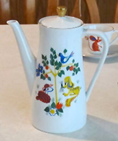SLT61 Coffee Pot & Lid