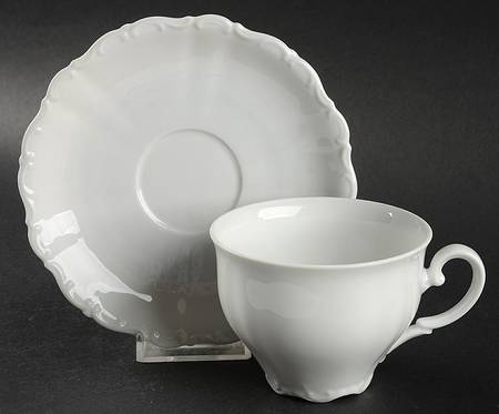 Theresia White Flat Cup & Saucer Set