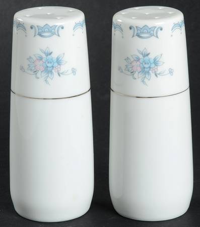 Harmony Salt & Pepper Set