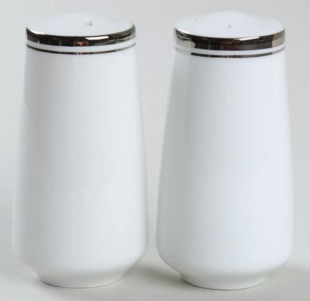 Tudor Black Salt & Pepper Set