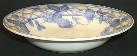 Berry Delight 9" Round Vegetable Bowl