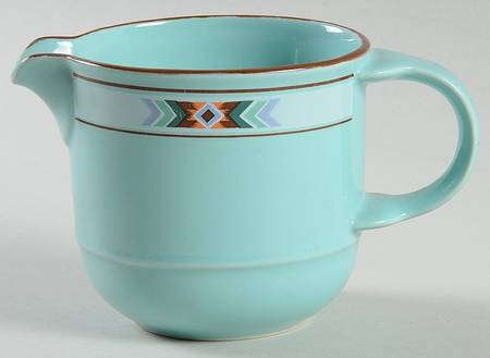 Big Prairie Green Creamer