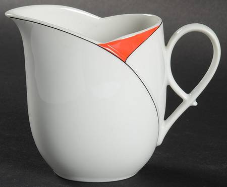Cortina Corners Creamer