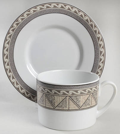 Courtyard Flat Cup & Saucer Set