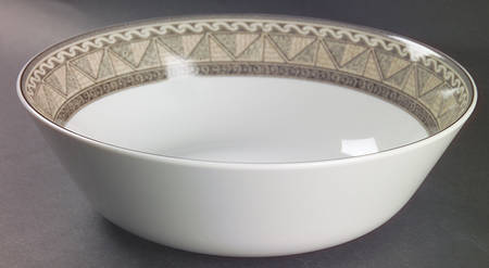 Courtyard 9" Round Vegetable Bowl