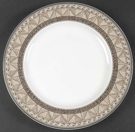 Courtyard 12" Chop Plate (Round Platter)