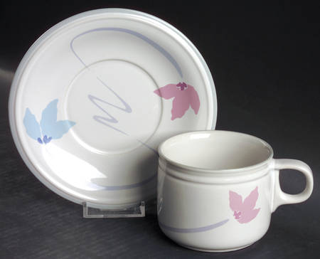 Double Up Flat Cup & Saucer Set