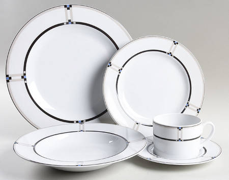 Exhibition 40 Piece Estate Set