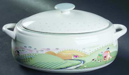 Homecoming 2 Quart Oval Covered Casserole