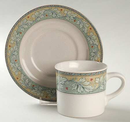 Leaf Mural Flat Cup & Saucer Set