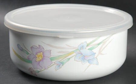 Gabriele (New Gabriele) 7 1/2" Metal Bowl W/Plastic Lid