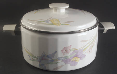 Gabriele (New Gabriele) 5 Quart Metal Covered Casserole