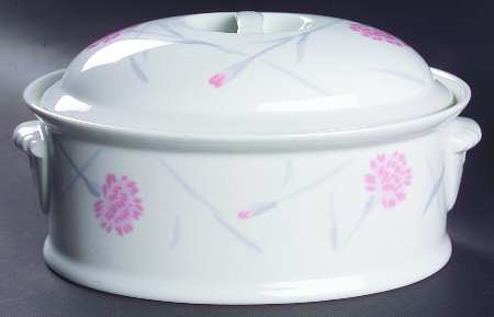 Pink Carnations 2 Quart Oval Covered Casserole