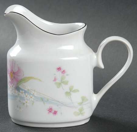 Pink Vista Creamer