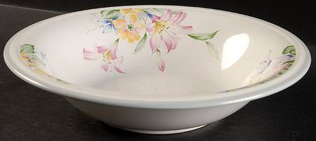Reverie 9" Round Vegetable Bowl