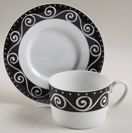 Tango Black Flat Cup & Saucer Set