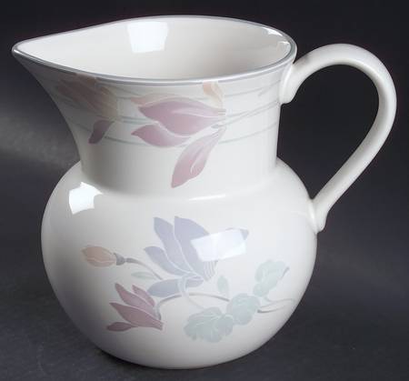 Tender Bloom 60 Oz Pitcher