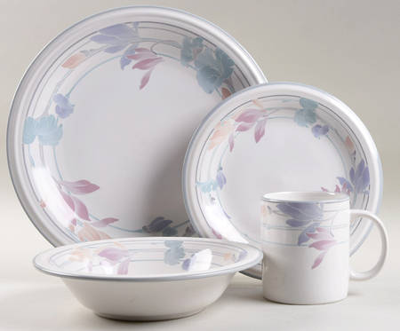 Tender Bloom 4 Piece Place Setting