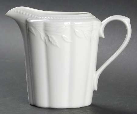 Whisper White Creamer