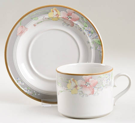 Flat Cup & Saucer Set