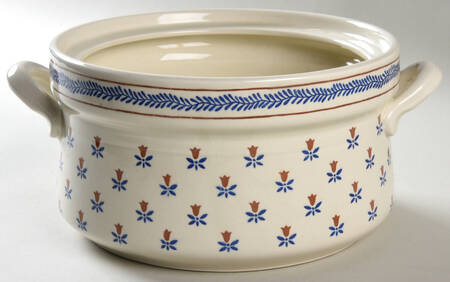 Country Field 2 Qt Round Covered Casserole No Lid