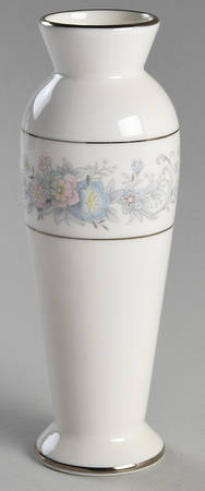 Amy (Japan) 6" Bud Vase