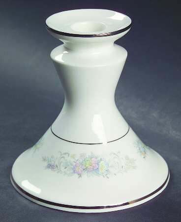 Amy (Japan) Small Candlestick