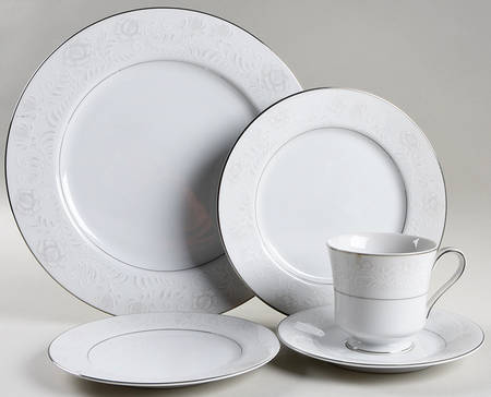 Caprice (Japan) 5 Piece Place Setting