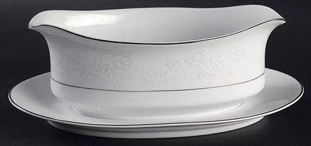 Caprice (Japan) Gravy Boat with Attached Underplate