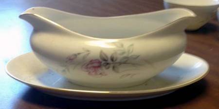 1999 (Rose Design) Gravy Boat with Attached Underplate