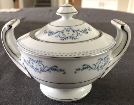 2470 Sugar Bowl & Lid