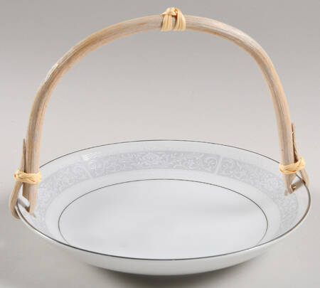 Angelique 7''-7 1/4'' Basket W/Bamboo Handle HC