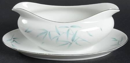 Bamboo Gravy Boat with Attached Underplate