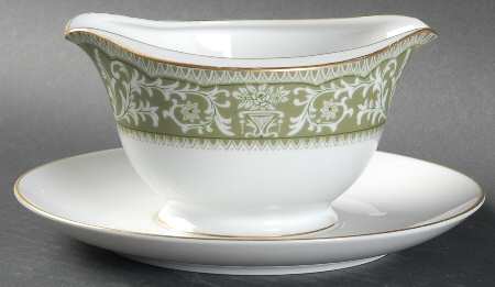 Bounty Green Gravy Boat with Attached Underplate