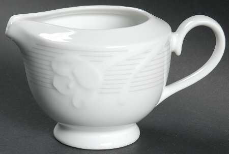Calais White Creamer