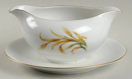 Golden Wheat Gravy Boat with Attached Underplate