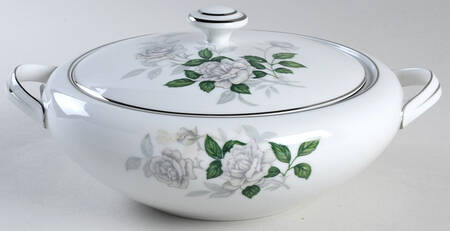 Gray Pearl (Platinum Trim) Round Covered Vegetable