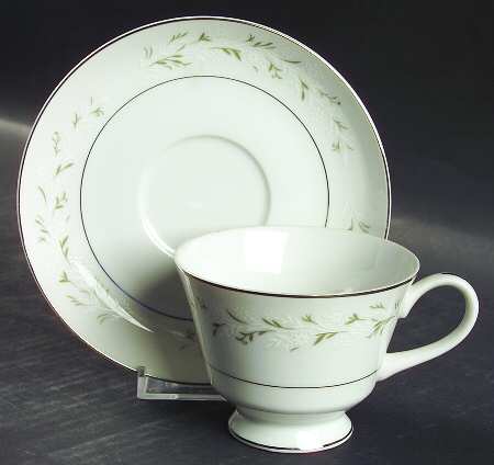 Marietta Footed Cup & Saucer Set