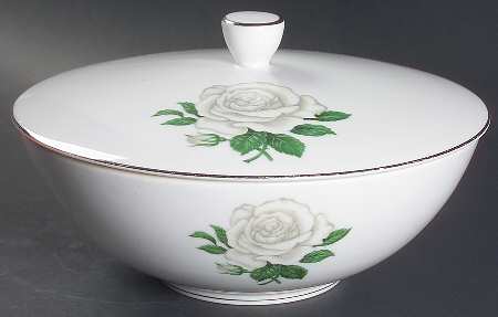 Misty Rose Round Covered Vegetable