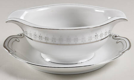 Princess Gravy Boat with Attached Underplate